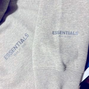 - *BRAND NEW *FEAR GOD HOODIE* 2XL